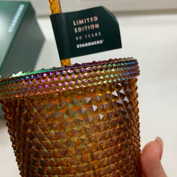 Starbucks cup - Picture 4 of 4